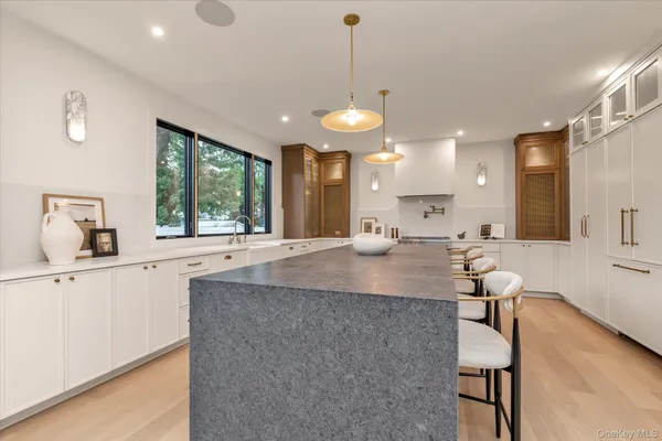 $1,560,000 | 1497 Carroll Street, Wantagh, NY 11793