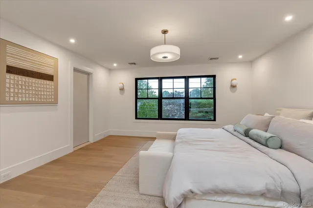 $1,599,000 | 1497 Carroll Street, Wantagh, NY 11793