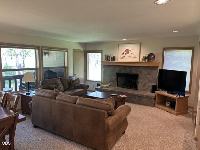 57377 Beaver Ridge Loop, Unit 29D Sunriver, OR 97707 - Photo 4 of 35