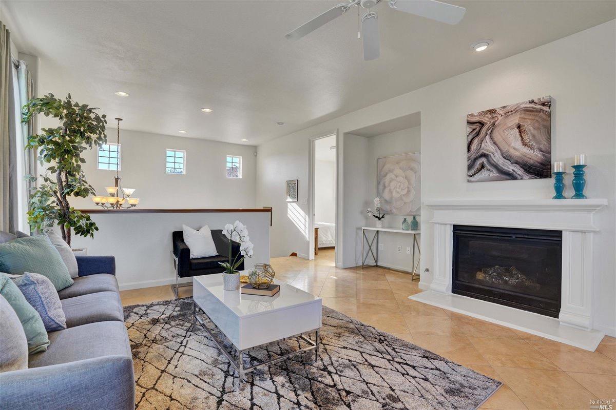 6607 Deerfield Drive Vallejo, CA 94591 - Photo 7 of 50