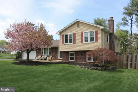 $1,025,000 | 11224 Stamper Court, Oakton, VA 22124