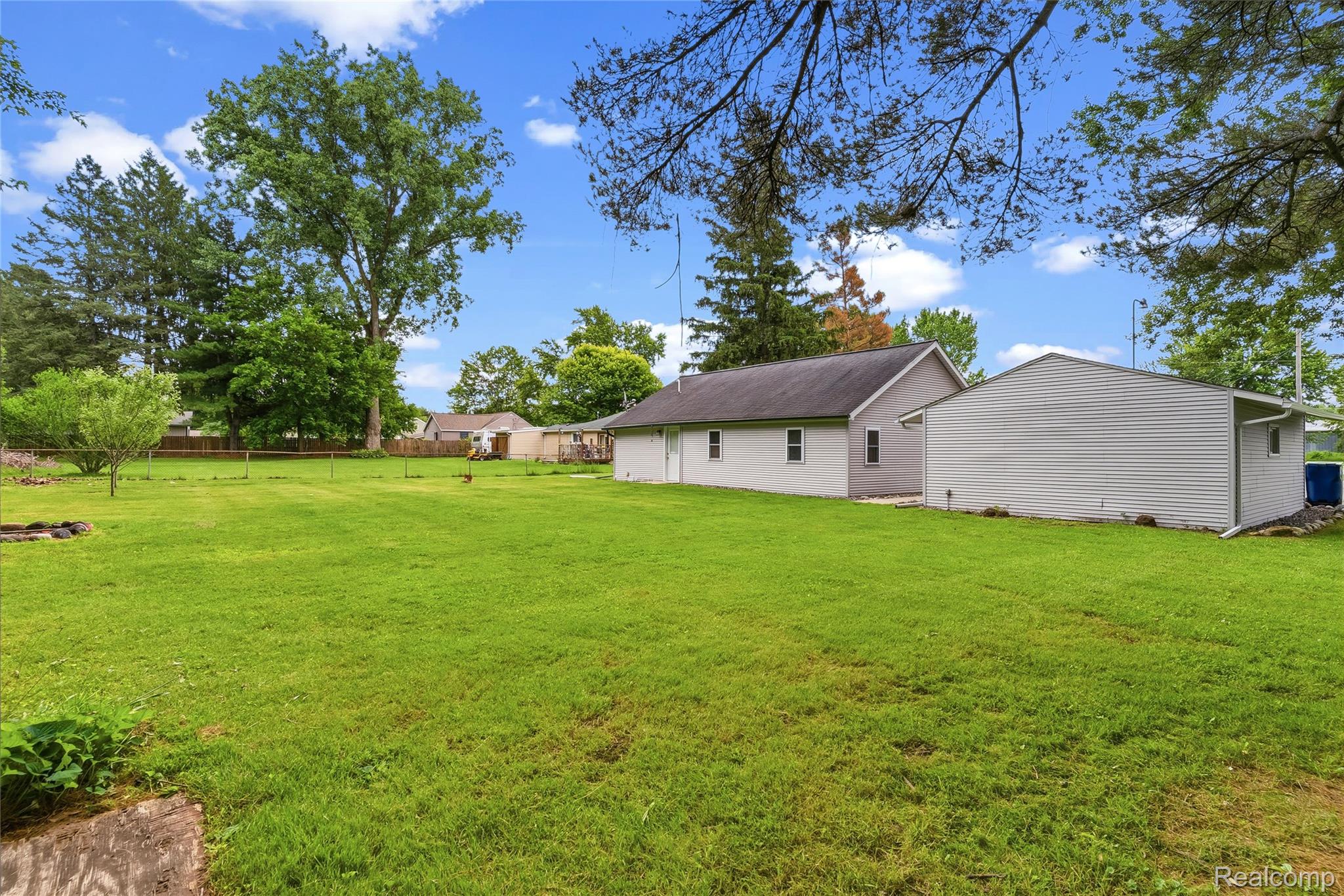1843 Curtis Road Birch Run, MI 48415 - Photo 24 of 25 DSC07145.jpg
