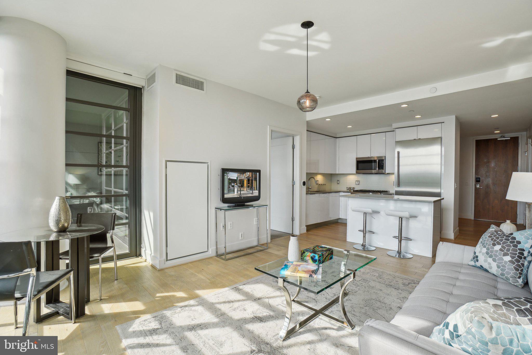 45 Sutton Square Southwest, Unit 602 Washington, DC 20024 - Photo 11 of 35 Living/Kitchen