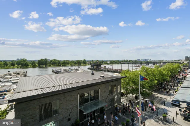 $895,000 | 45 Sutton Square Southwest, Unit 602, Washington, DC 20024