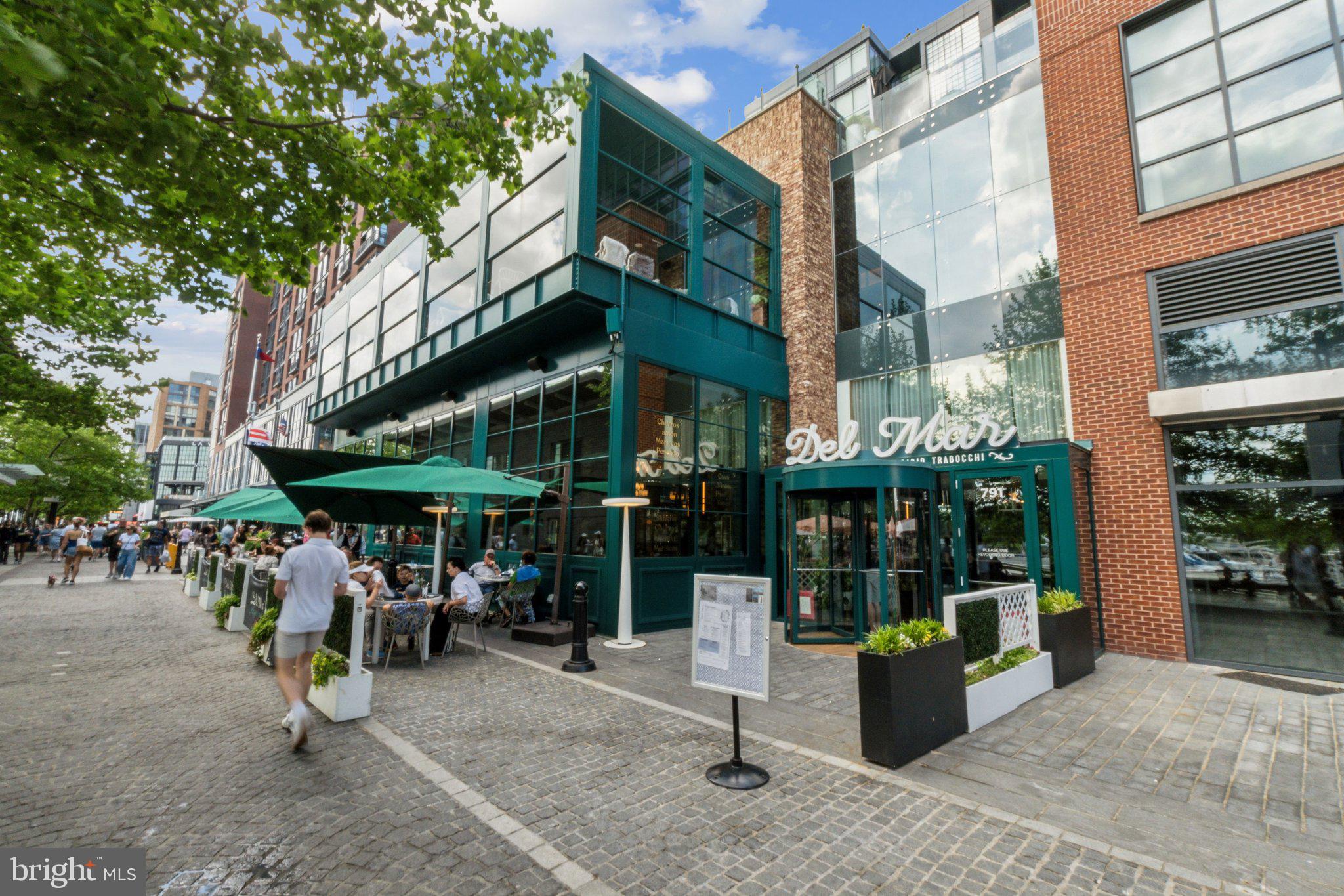 45 Sutton Square Southwest, Unit 602 Washington, DC 20024 - Photo 34 of 35 Del Mar