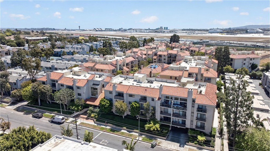 8180 Manitoba Street, Unit 4136 Playa del Rey, CA 90293 - Photo 37 of 46