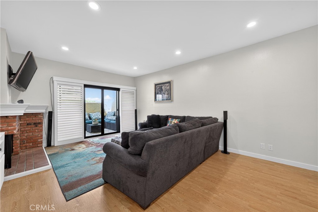 8180 Manitoba Street, Unit 4136 Playa del Rey, CA 90293 - Photo 4 of 46