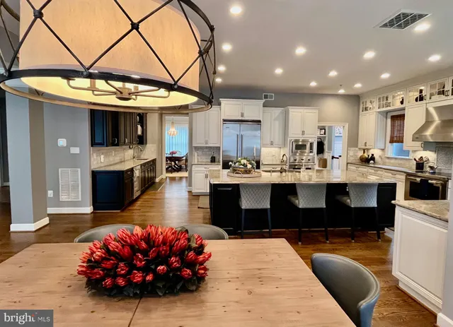 $2,999,000 | 6813 Millwood Road, Bethesda, MD 20817