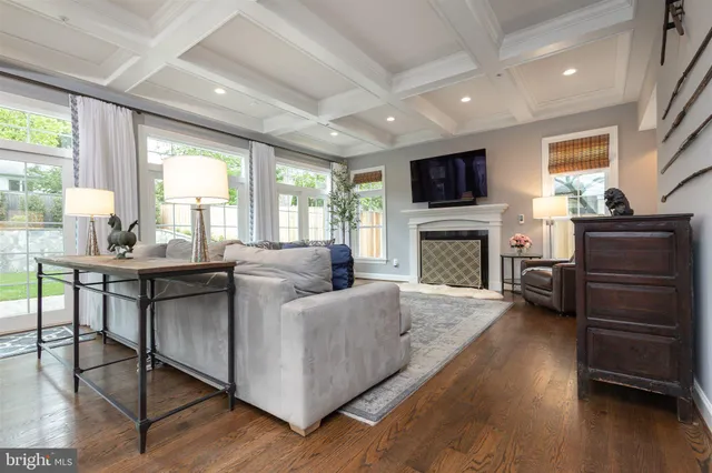 $2,999,000 | 6813 Millwood Road, Bethesda, MD 20817