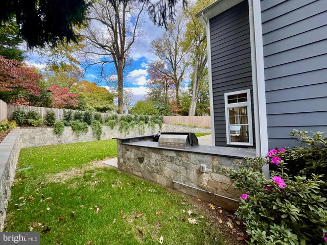 $2,999,000 | 6813 Millwood Road, Bethesda, MD 20817