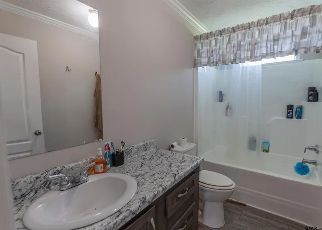 $360,000 | 5288 Private Road 4084, Gilmer, TX 75644