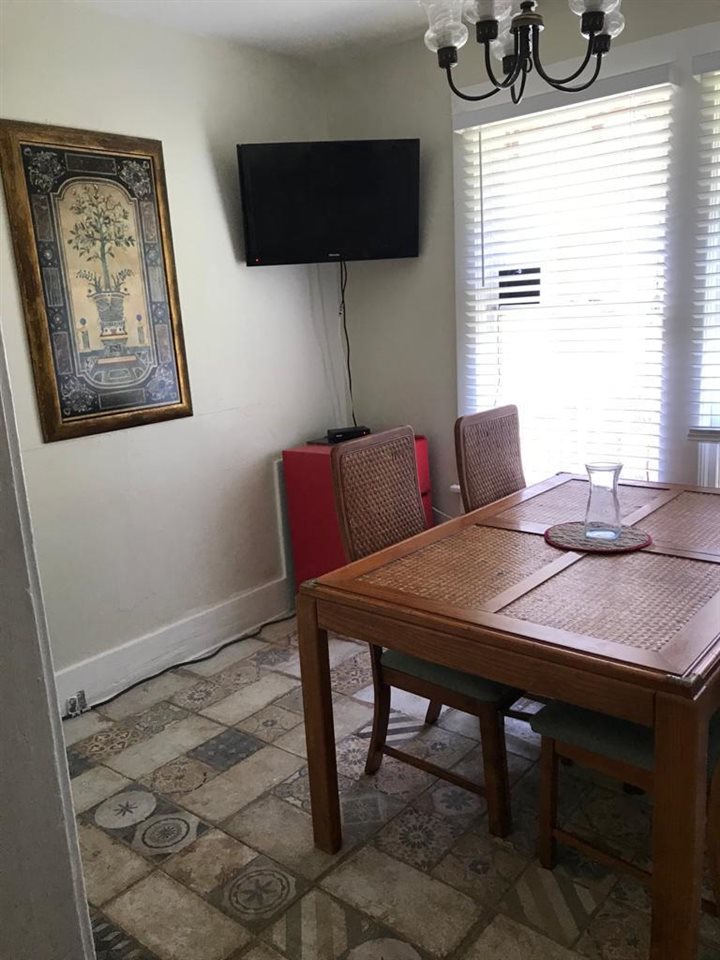 145 North Rembert Street Memphis, TN 38104 - Photo 18 of 25 a view of a dining room with furniture and window
