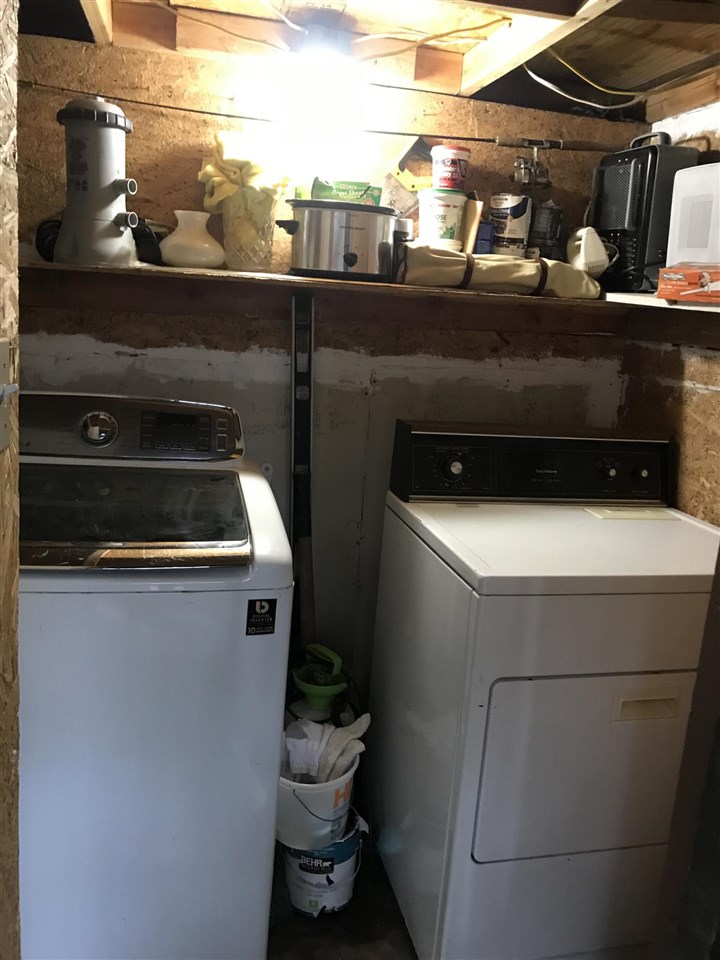 145 North Rembert Street Memphis, TN 38104 - Photo 8 of 25 a close view of washer and dryer