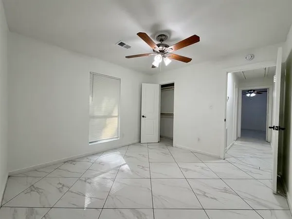 $2,295 | 6360 Forest Trail Circle, Beaumont, TX 77713