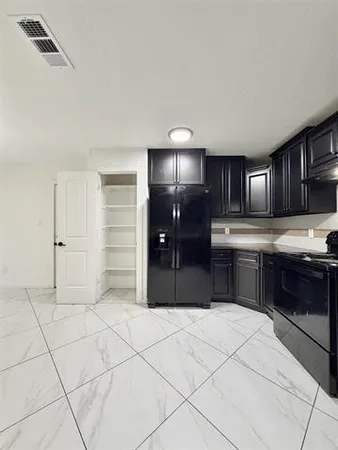 $2,295 | 6360 Forest Trail Circle, Beaumont, TX 77713