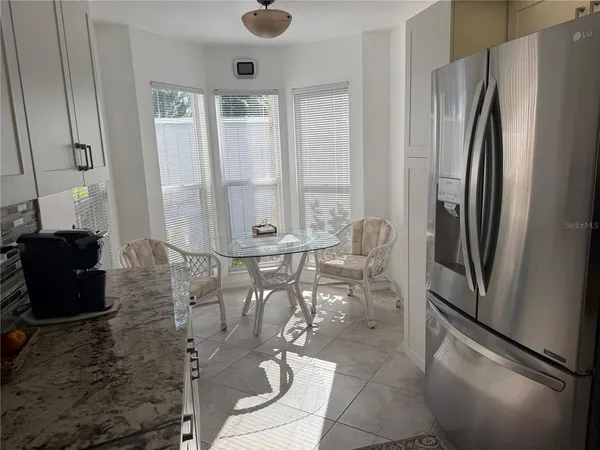 $2,000 | 880 Bird Bay Drive North, Unit 105, Venice, FL 34285