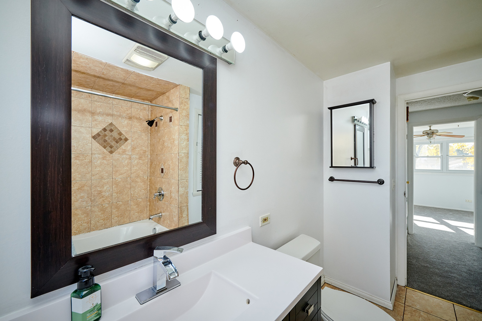 1613 Hartmann Drive Schaumburg, IL 60193 - Photo 23 of 33