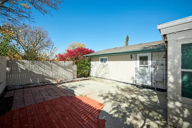 $3,000 | 1613 Hartmann Drive, Schaumburg, IL 60193