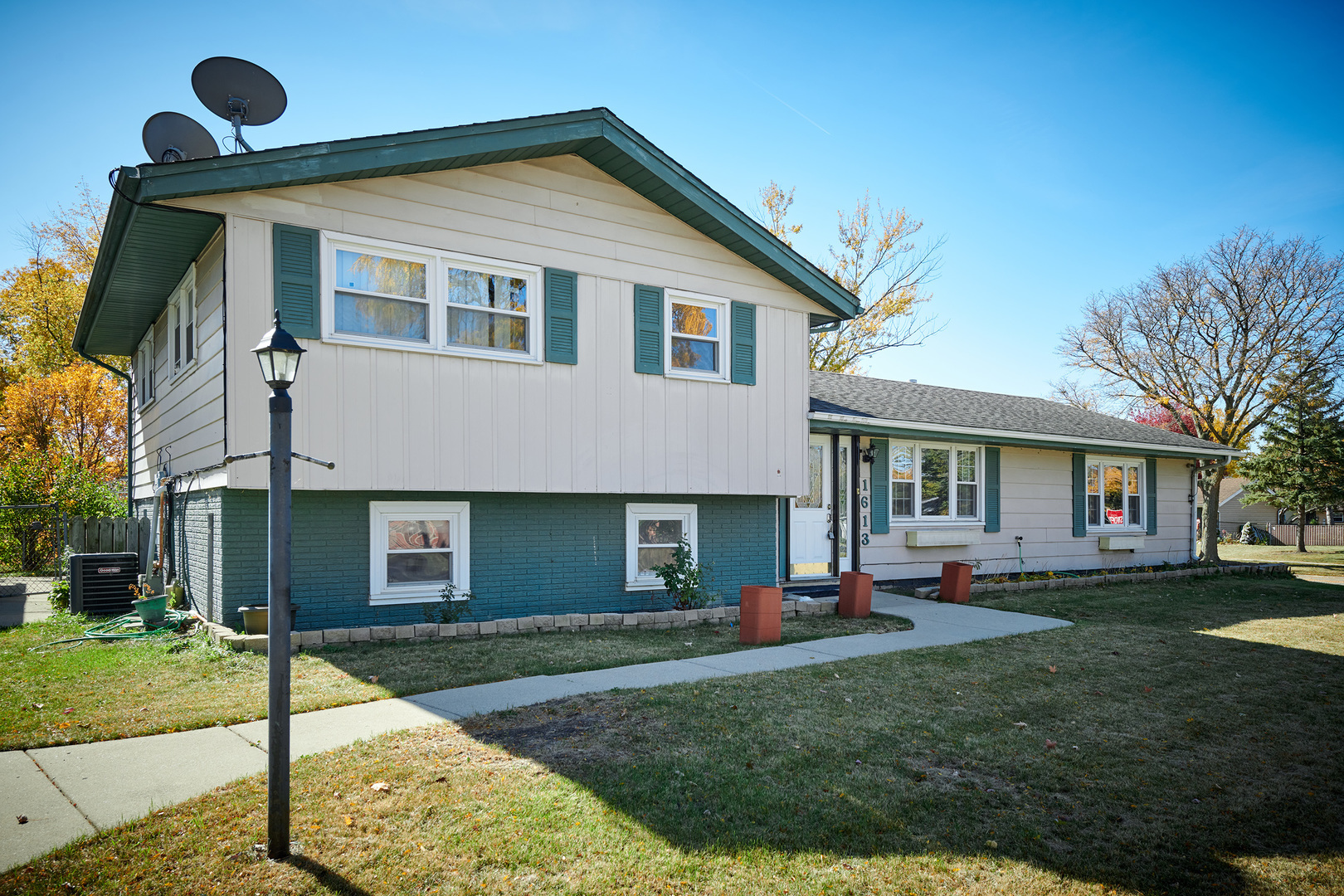 1613 Hartmann Drive Schaumburg, IL 60193 - Photo 33 of 33