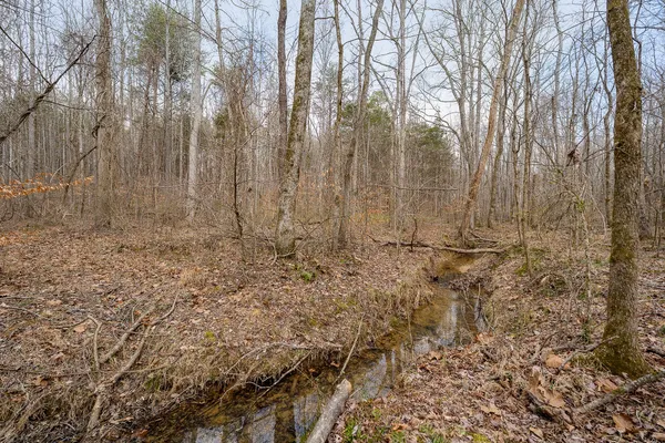 $235,000 | 582 Doug Luna Road, Walling, TN 38587