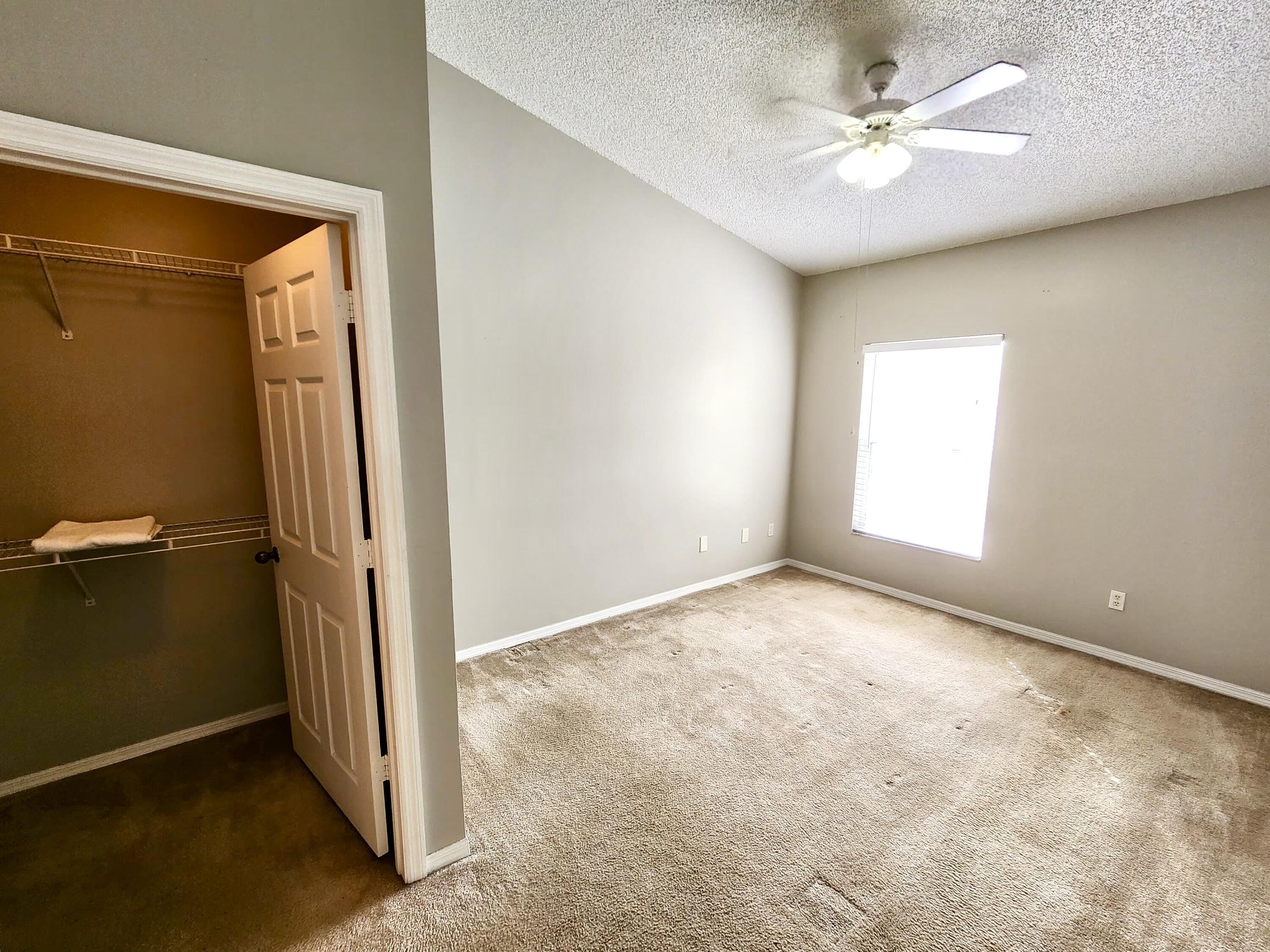 10366 Fox Trail Road South, Unit 1703 Royal Palm Beach, FL 33411 - Photo 11 of 19 9bd1d4b9-8842-4ae3-8f93-b6e22e472b5c