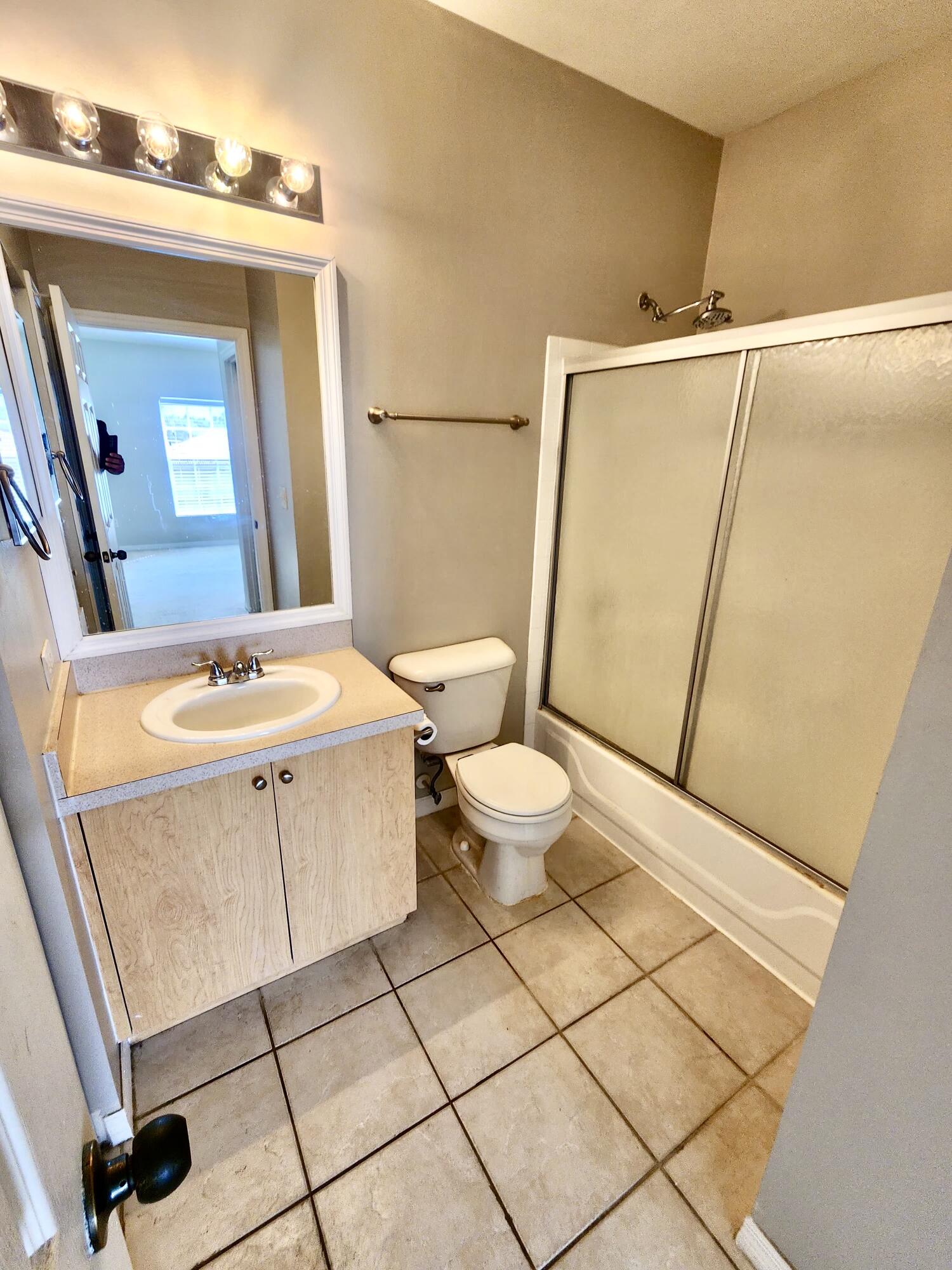 10366 Fox Trail Road South, Unit 1703 Royal Palm Beach, FL 33411 - Photo 13 of 19 45ffd694-5bfa-4248-9726-2ea1da00e682