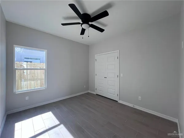 $1,075 | 2309 South Hilltop Avenue, Unit 2, Edinburg, TX 78542