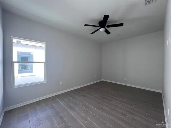 $1,075 | 2309 South Hilltop Avenue, Unit 2, Edinburg, TX 78542