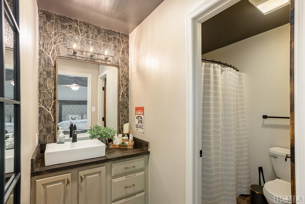 471 Deer Run Road Sapphire, NC 28774 - Photo 67 of 74 Gallery Image 67