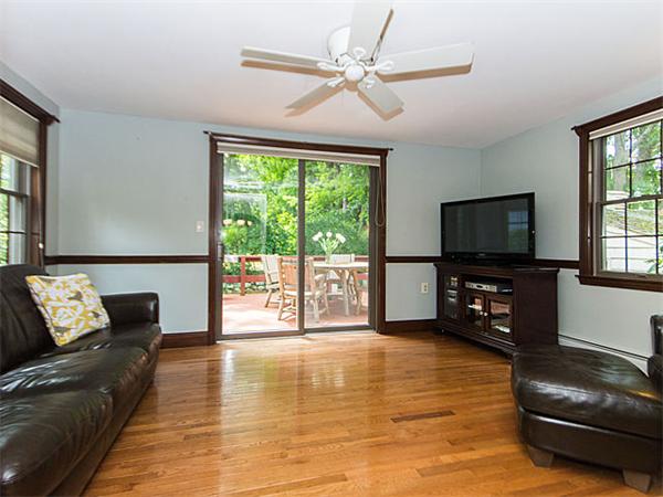 11 Davidson Road Wakefield, MA 01880 - Photo 6 of 12 Gallery Image 6