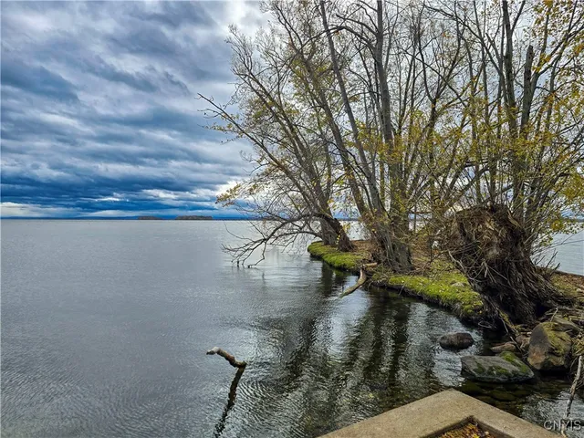 $699,900 | 28 Wedgeworth Drive, West Monroe, NY 13167