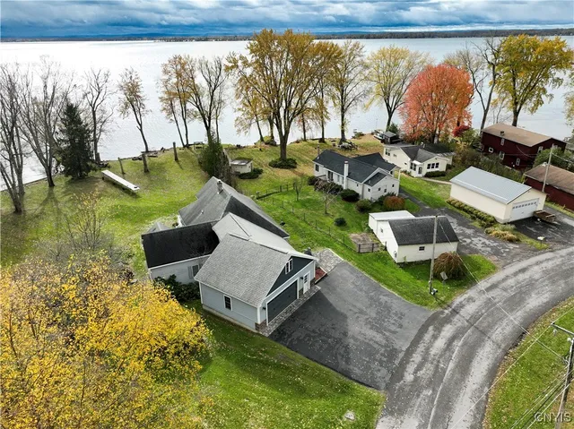 $699,900 | 28 Wedgeworth Drive, West Monroe, NY 13167