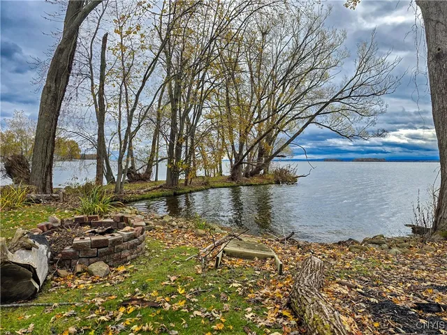 $699,900 | 28 Wedgeworth Drive, West Monroe, NY 13167