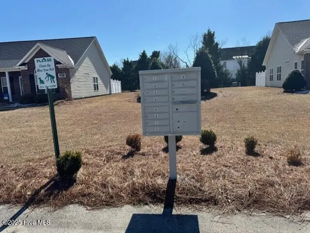 $1,500 | 150 Oak Towne Drive, Unit F2, Greenville, NC 27858