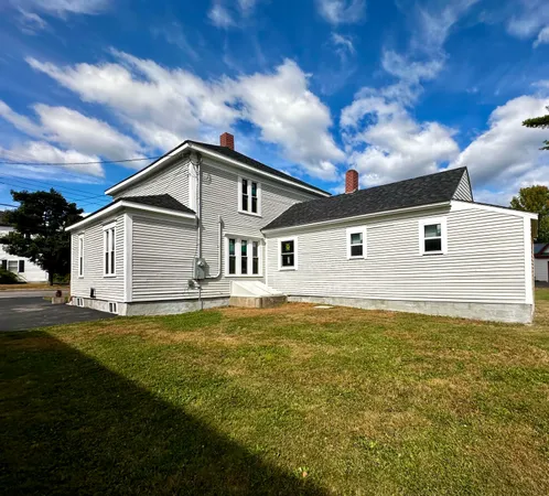 $285,000 | 112 South Street, Calais, ME 04619