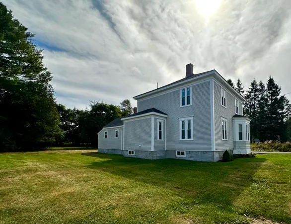 $285,000 | 112 South Street, Calais, ME 04619