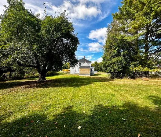 $285,000 | 112 South Street, Calais, ME 04619