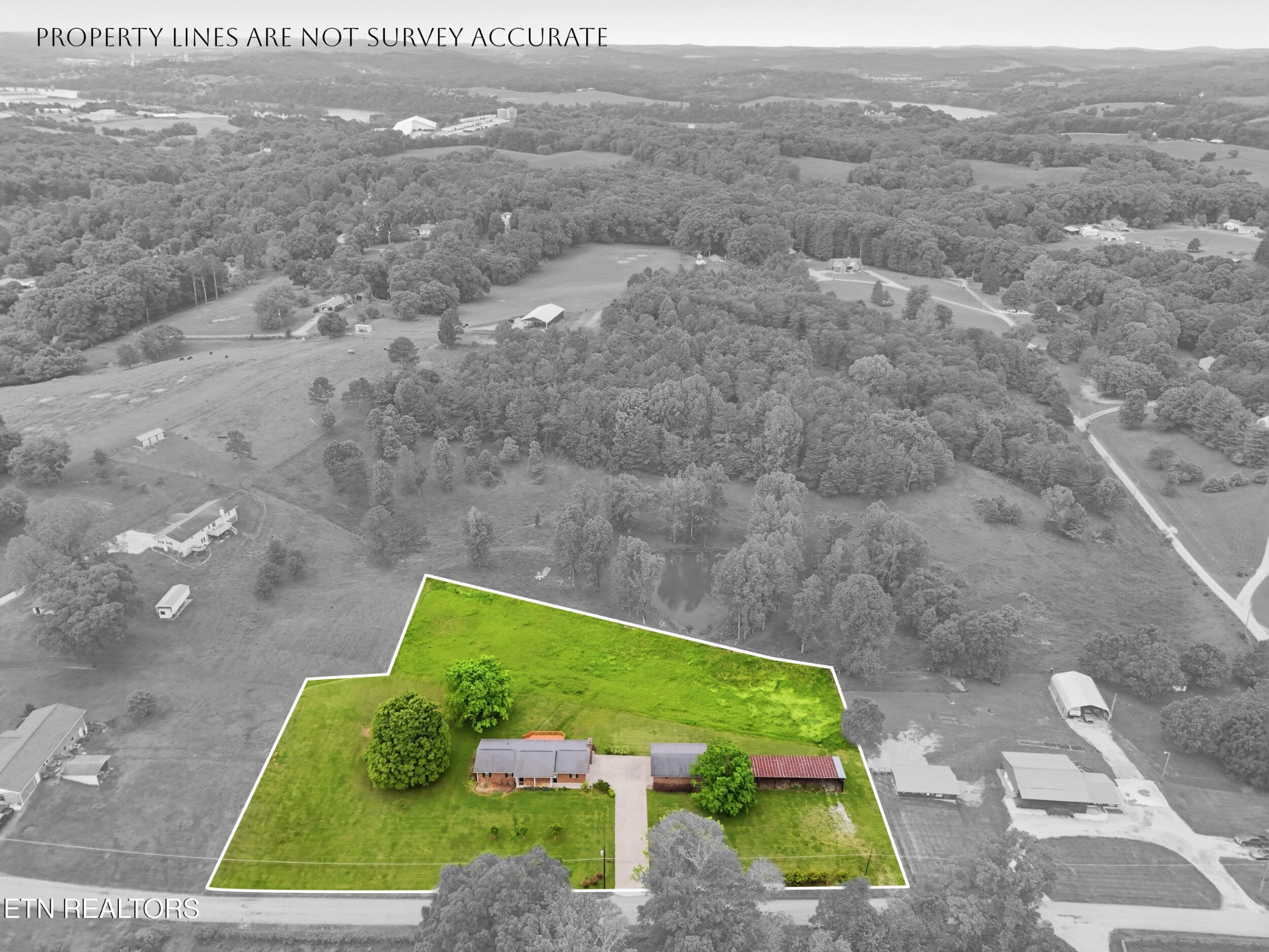 355 Crock Road Loudon, TN 37774 - Photo 3 of 46 Gallery Image 3