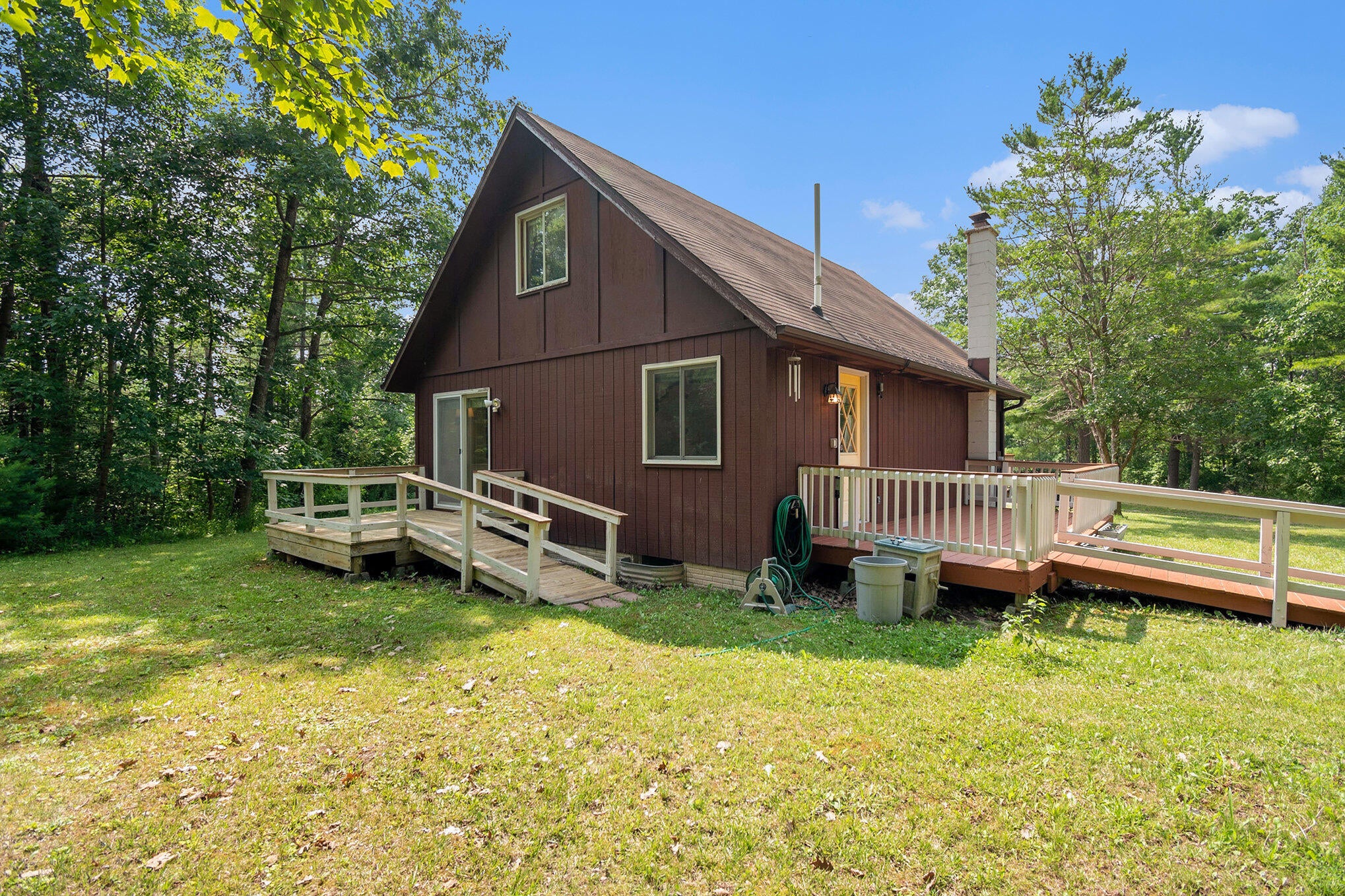 127 Zimowske Road Mio, MI 48647 - Photo 6 of 24 next_door_photos_127_279