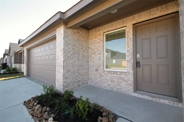 $2,050 | 16839 Sangiovese Drive, Houston, TX 77090