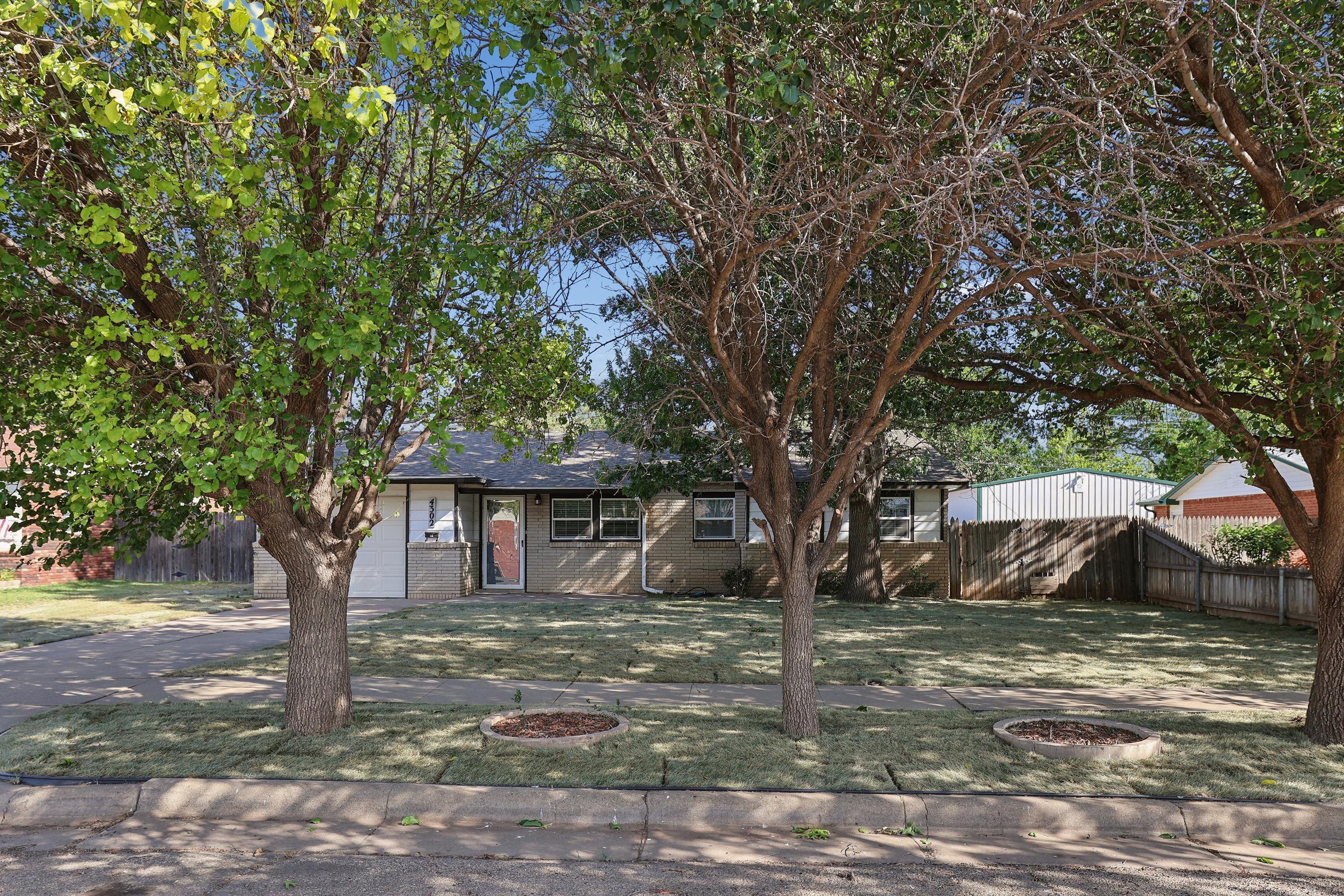 4302 Summit Circle Amarillo, TX 79109 - Photo 2 of 34 2-Front