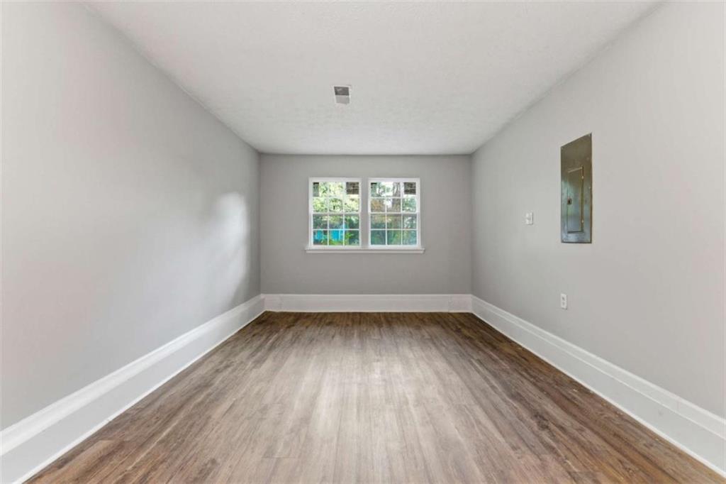 1677 Liberty Valley Decatur, GA 30032 - Photo 5 of 13 Gallery Image 5