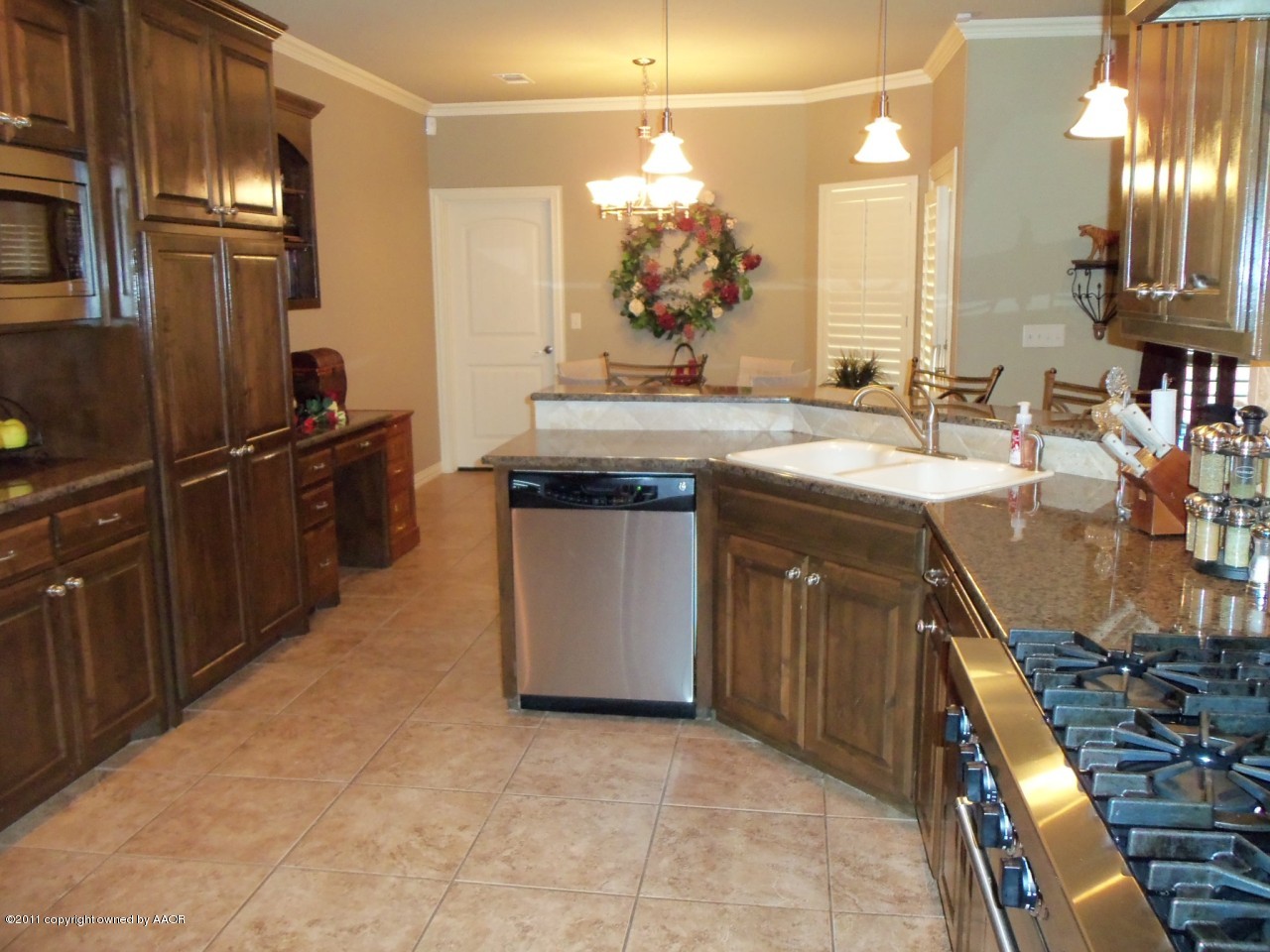 19501 Saddleback Road Amarillo, TX 79119 - Photo 3 of 31 Kitchen 4