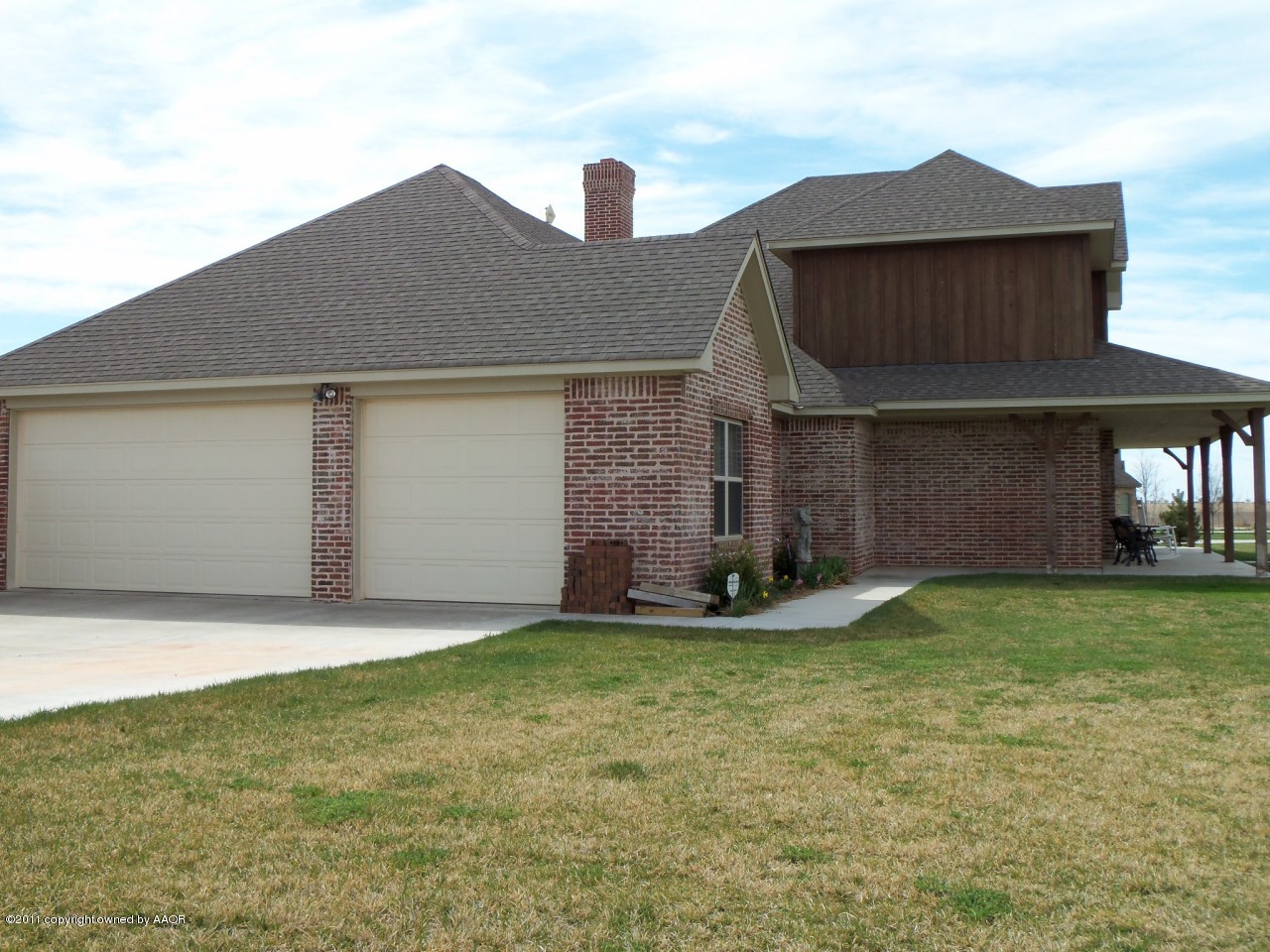 19501 Saddleback Road Amarillo, TX 79119 - Photo 29 of 31 3 car garage