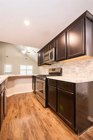 $2,700 | 13918 Nicolet Arbor Lane, Conroe, TX 77384