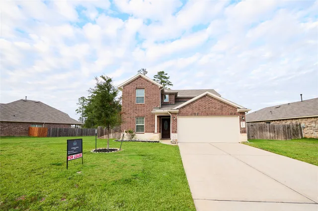 $2,700 | 13918 Nicolet Arbor Lane, Conroe, TX 77384
