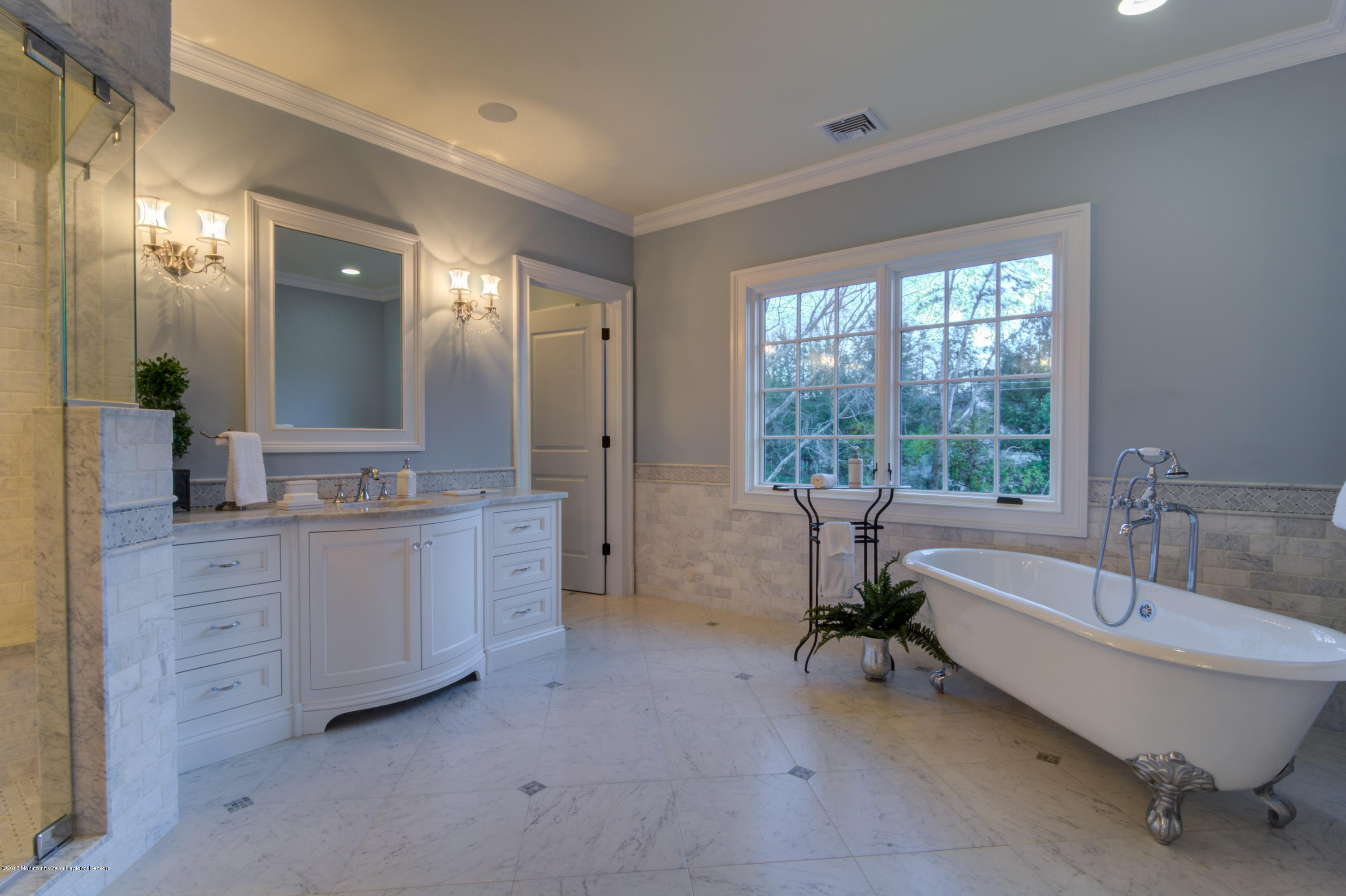 129 Rumson Road Rumson, NJ 07760 - Photo 30 of 47 33_DSC4556_7_8