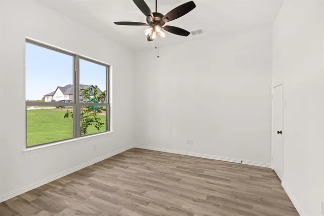 $619,500 | 441 Paradise Ridge Drive, Waxahachie, TX 75167