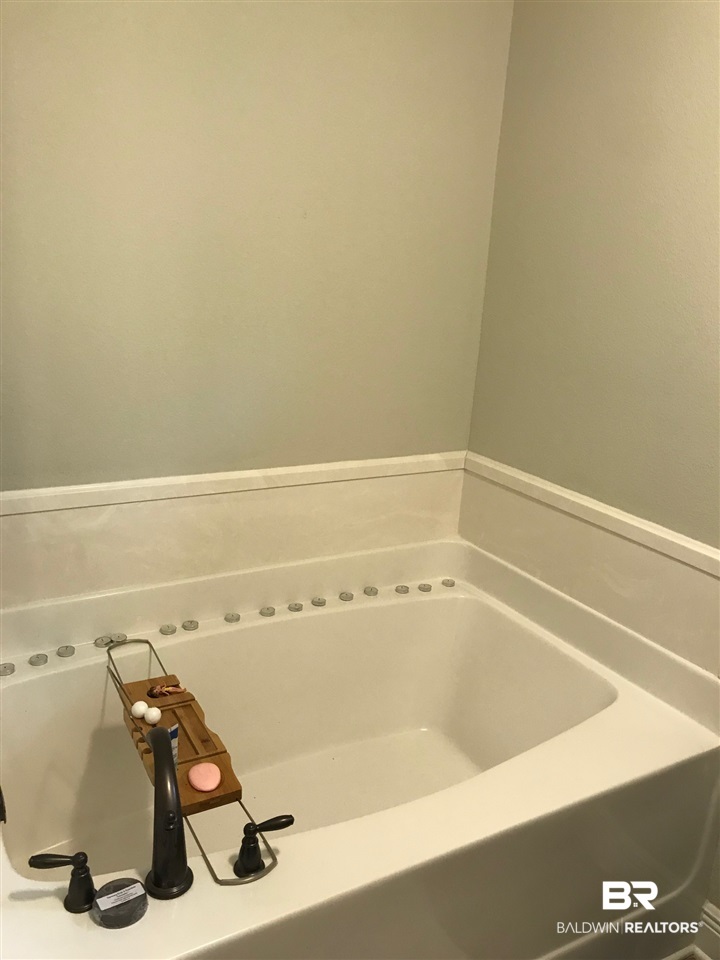 1546 Majesty Loop Foley, AL 36535 - Photo 12 of 17 Master Garden Tub