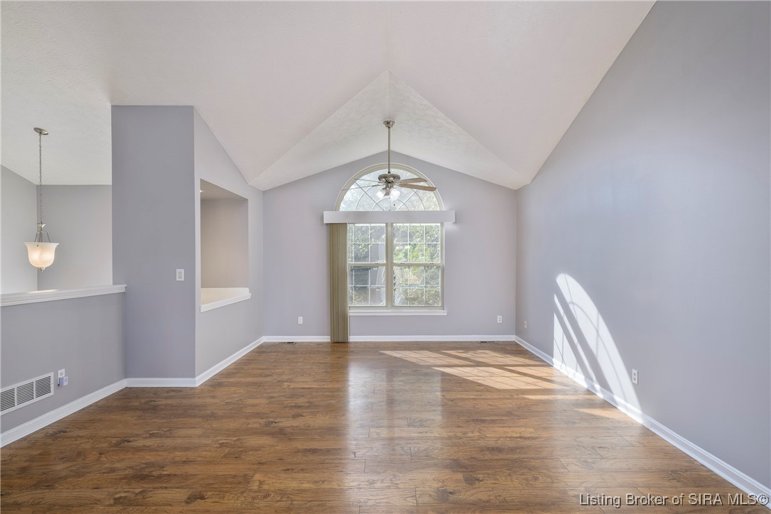 1034 Brookstone Court Georgetown, IN 47122 - Photo 8 of 44